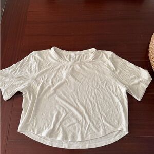 Lululemon tshirt!